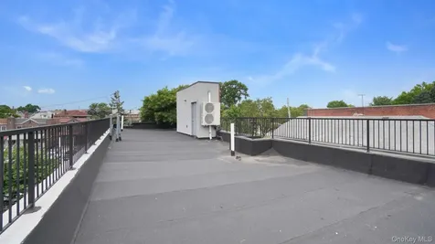 2424 Esplanade Avenue Bronx NY 10469