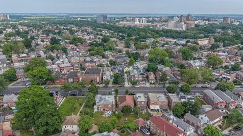 2424 Esplanade Avenue Bronx NY 10469