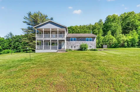 29-35 Bowen Court Holmes NY 10512