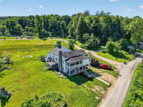 29-35 Bowen Court Holmes NY 10512