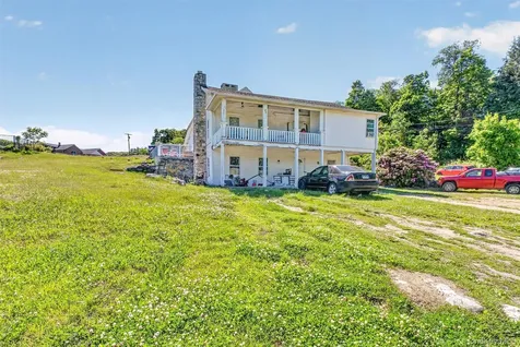 29-35 Bowen Court Holmes NY 10512