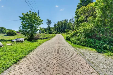 29-35 Bowen Court Holmes NY 10512