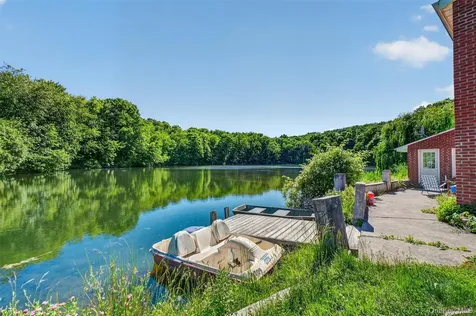29-35 Bowen Court Holmes NY 10512