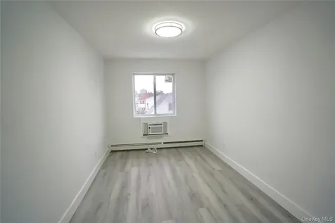 4658 161st Street Flushing NY 11358