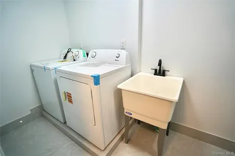 4658 161st Street Flushing NY 11358