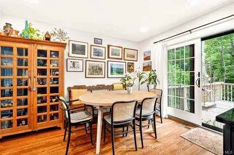 140 Saxon Drive Mamaroneck NY 10543