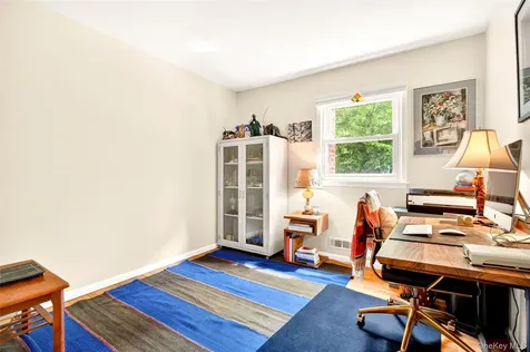 140 Saxon Drive Mamaroneck NY 10543