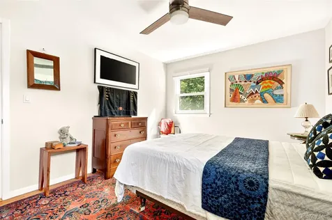 140 Saxon Drive Mamaroneck NY 10543