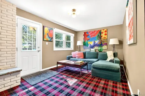 140 Saxon Drive Mamaroneck NY 10543