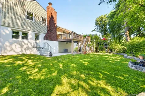 140 Saxon Drive Mamaroneck NY 10543