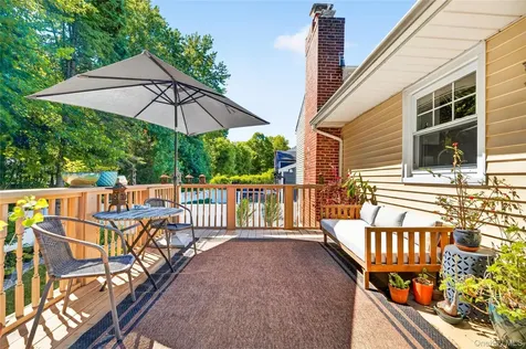 140 Saxon Drive Mamaroneck NY 10543