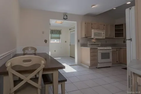 74 Highland Avenue Florida NY 10921