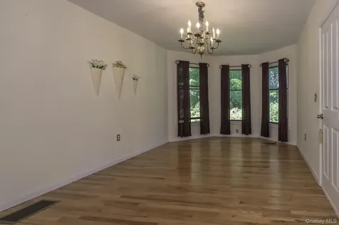 74 Highland Avenue Florida NY 10921