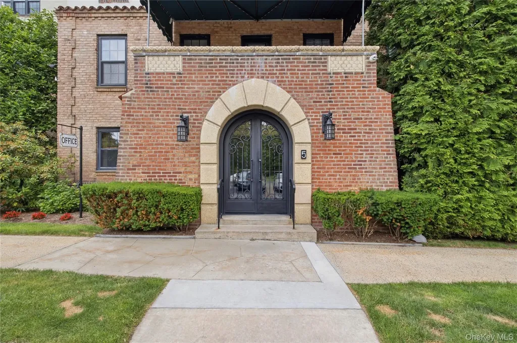 1273 North Avenue New Rochelle NY 10804