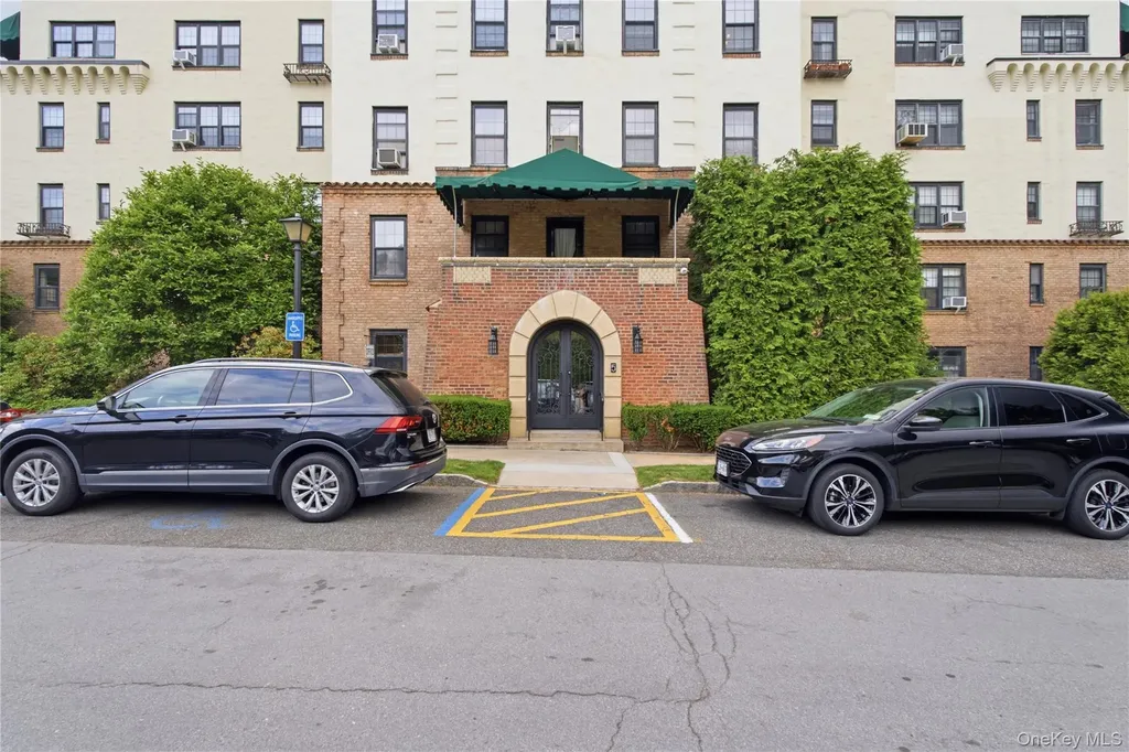 1273 North Avenue New Rochelle NY 10804