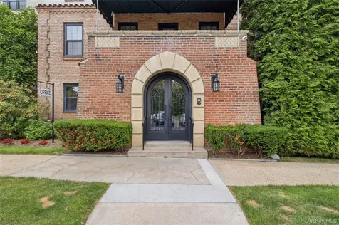 1273 North Avenue New Rochelle NY 10804