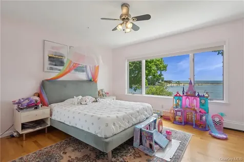54 Shore Drive Port Chester NY 10573