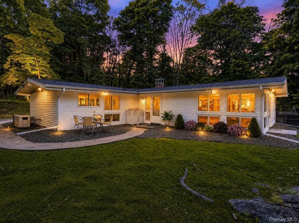 44 White House Road White Plains NY 10607