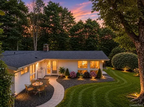 44 White House Road White Plains NY 10607