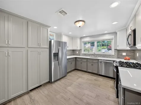 42 Chestnut Oval Orangeburg NY 10962