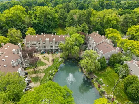 611 Pondside Drive White Plains NY 10607