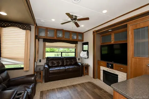 21 Stacey Road Coxsackie NY 12051