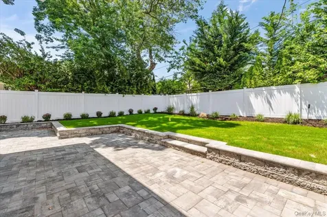 77 Bounty Lane Jericho NY 11753