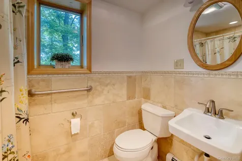 34 Rifton Terrace Esopus NY 12471