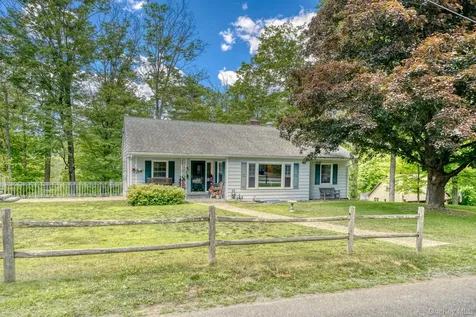 34 Rifton Terrace Esopus NY 12471