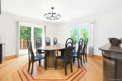 4 Old House Lane Chappaqua NY 10514