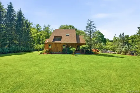 4 Old House Lane Chappaqua NY 10514