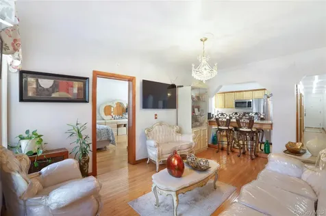 104 Division Avenue Brooklyn NY 11211