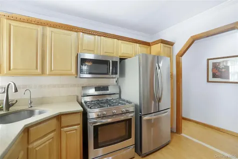 104 Division Avenue Brooklyn NY 11211