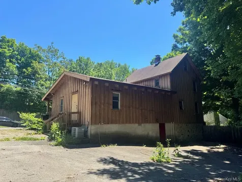 3244 Main Street E Mohegan Lake NY 10547