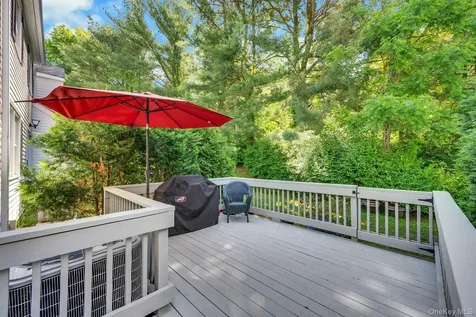 24 Briar Court Cross River NY 10518