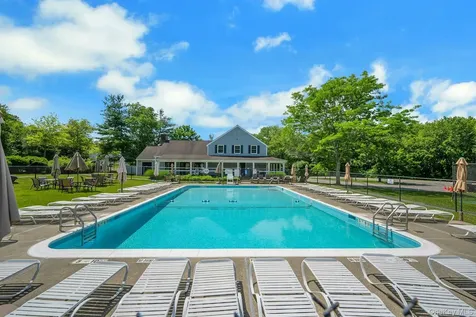 24 Briar Court Cross River NY 10518