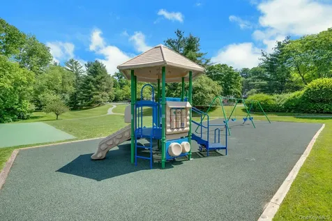 24 Briar Court Cross River NY 10518