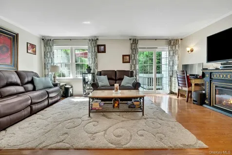 24 Briar Court Cross River NY 10518