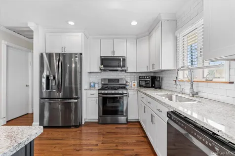 5 Coronet Crescent Bethpage NY 11714