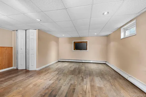 5 Coronet Crescent Bethpage NY 11714