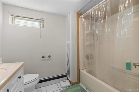 5 Coronet Crescent Bethpage NY 11714