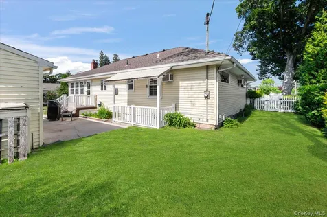 5 Coronet Crescent Bethpage NY 11714