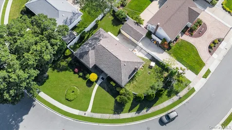 5 Coronet Crescent Bethpage NY 11714