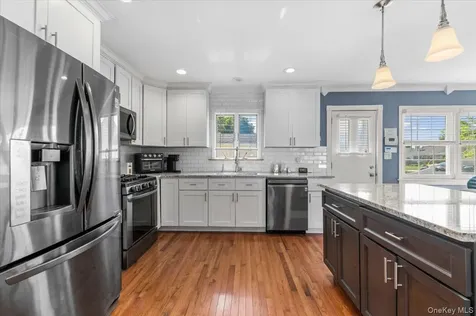5 Coronet Crescent Bethpage NY 11714