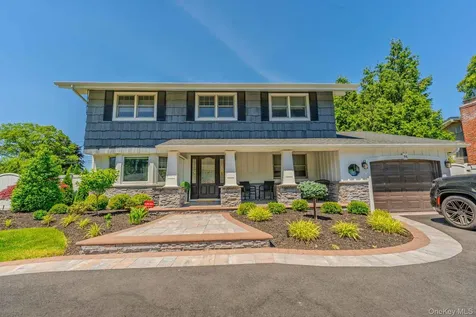 96 Eagle Lane Hauppauge NY 11788