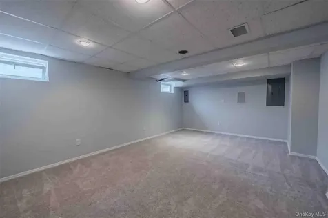 96 Eagle Lane Hauppauge NY 11788