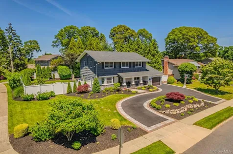 96 Eagle Lane Hauppauge NY 11788
