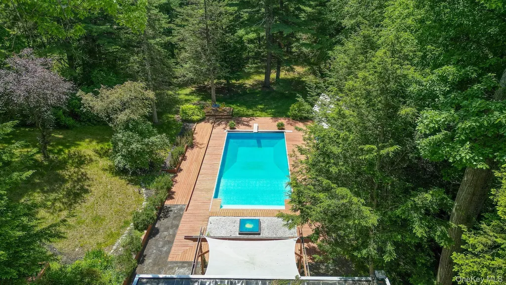 1202 Jackson Corners Road Red Hook NY 12571