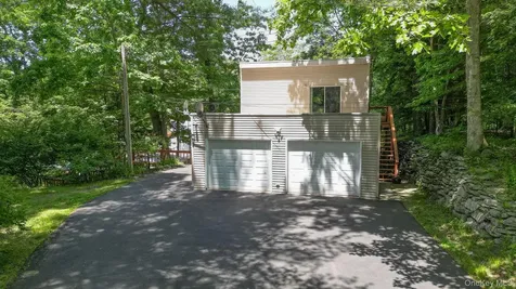 1202 Jackson Corners Road Red Hook NY 12571