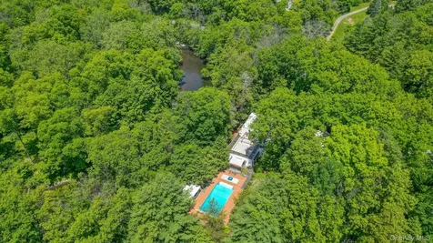 1202 Jackson Corners Road Red Hook NY 12571